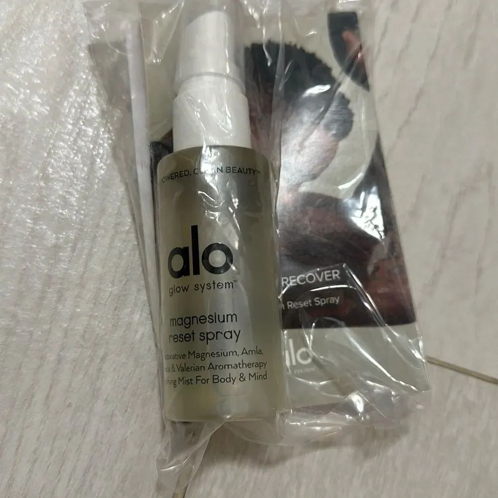 Alo yoga magnesium spray NWT